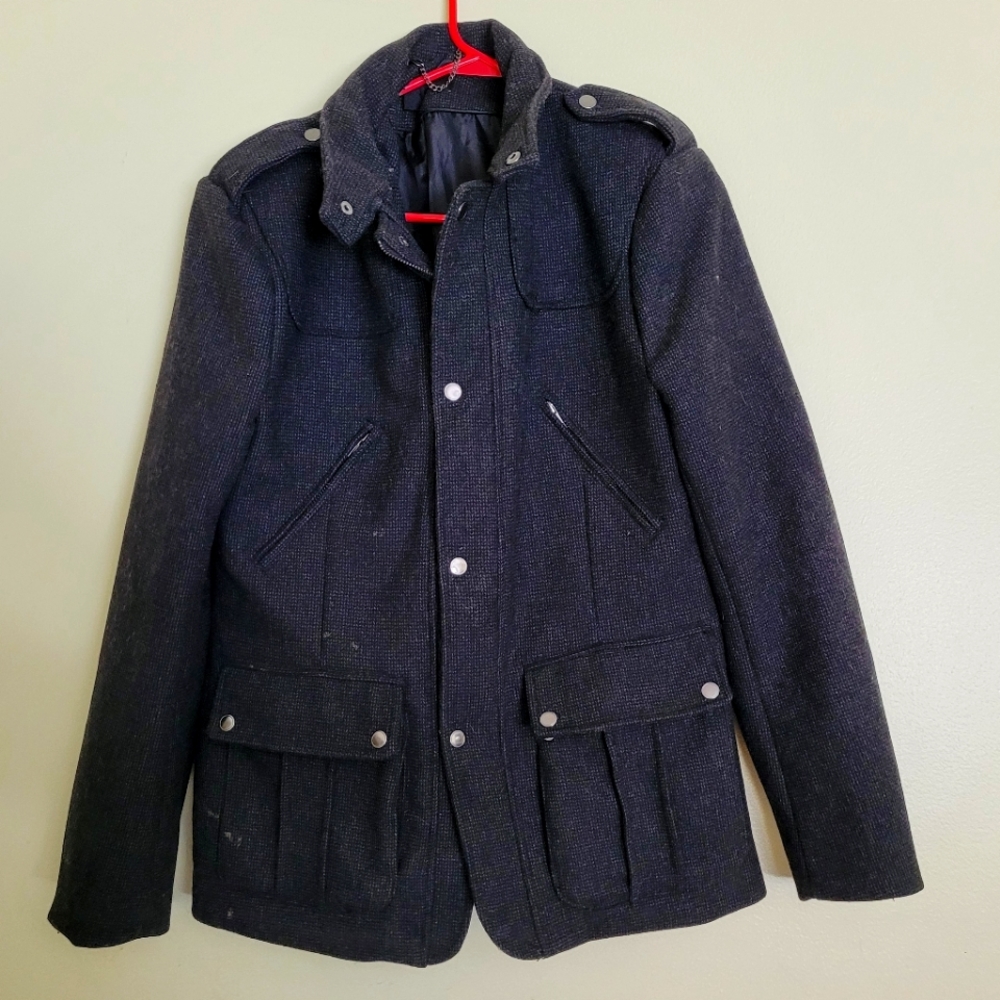 H&M mens size 38R (medium) black and Grey coat